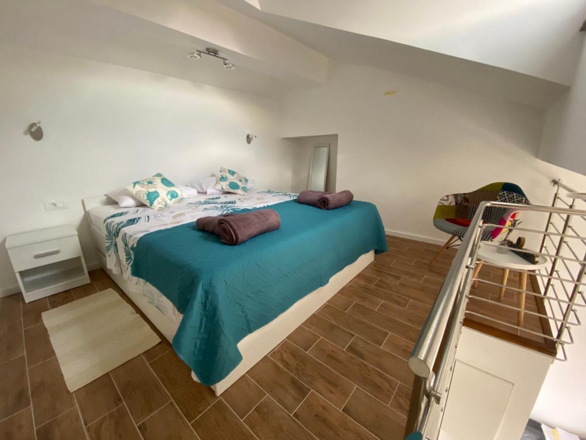 Apartmani Begic 1 I 2 Barbat na Rabu Extérieur photo